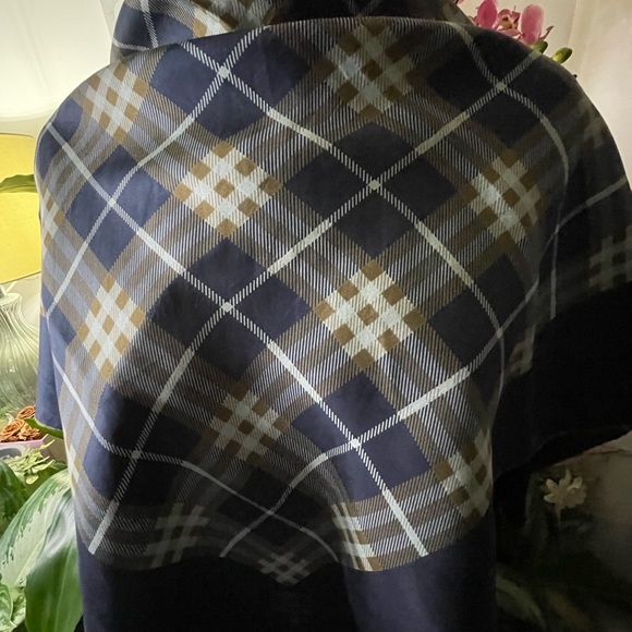 Burberry Silk Scarf. - Picture 8 of 14